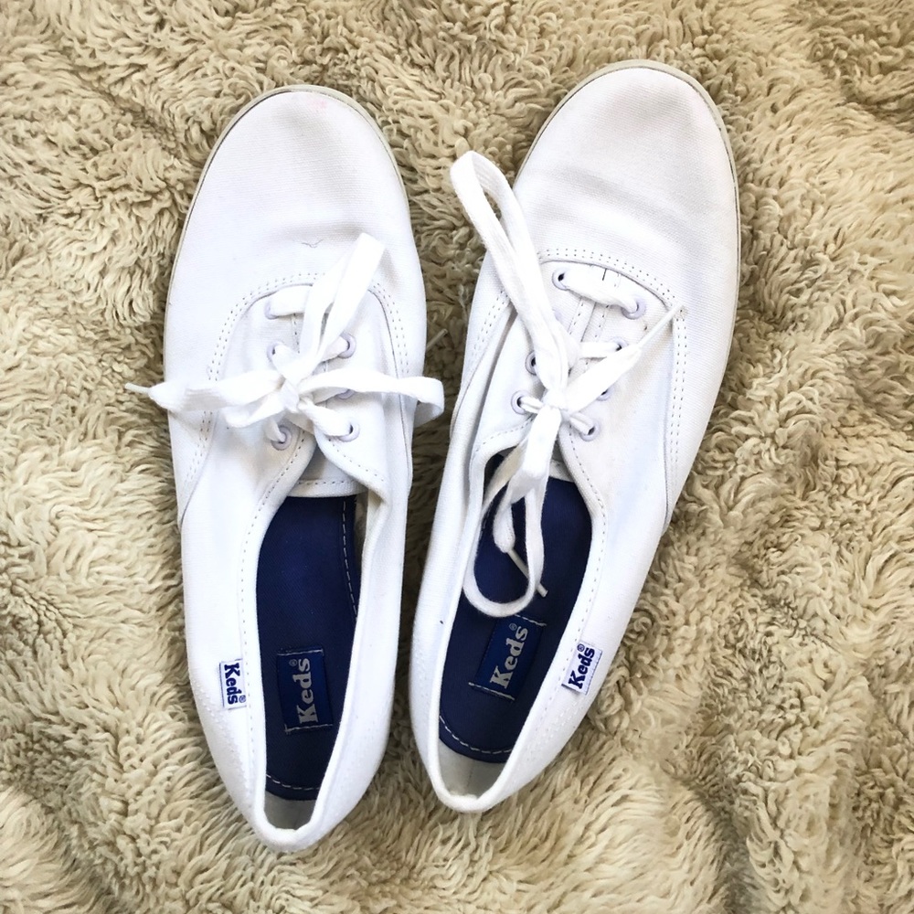 White keds
